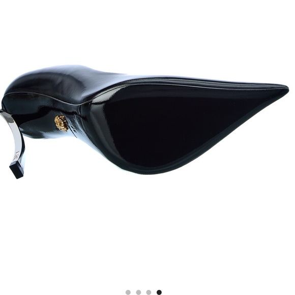 Versace pin point pumps - Picture 2 of 5